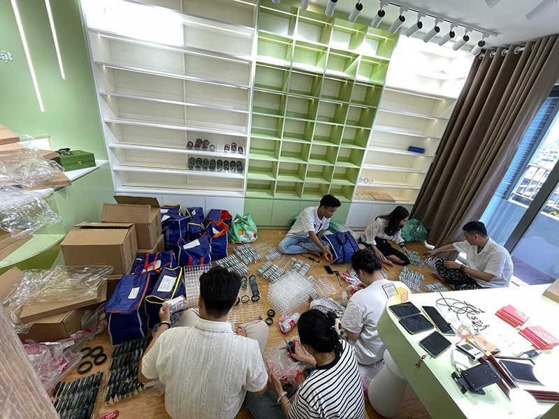 Thiết Kế Thi Công Phòng Livestream và Trưng Bày Sản Phẩm